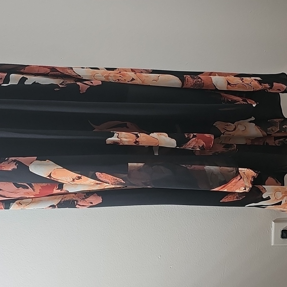 Black and Coral Halter Dress. White‎ House Black Market Size 0 Hi/lo. Flowy - Picture 2 of 11